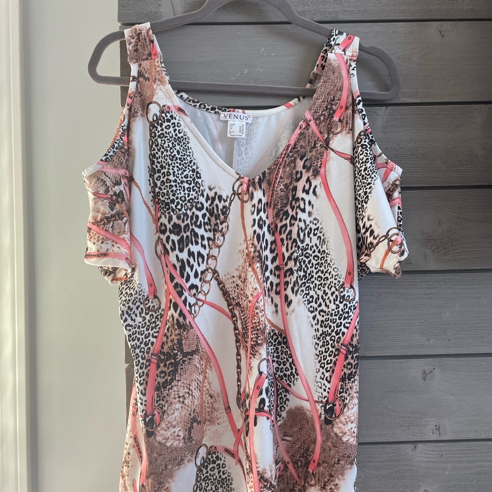 Woman’s top. Venus brand, Size XS